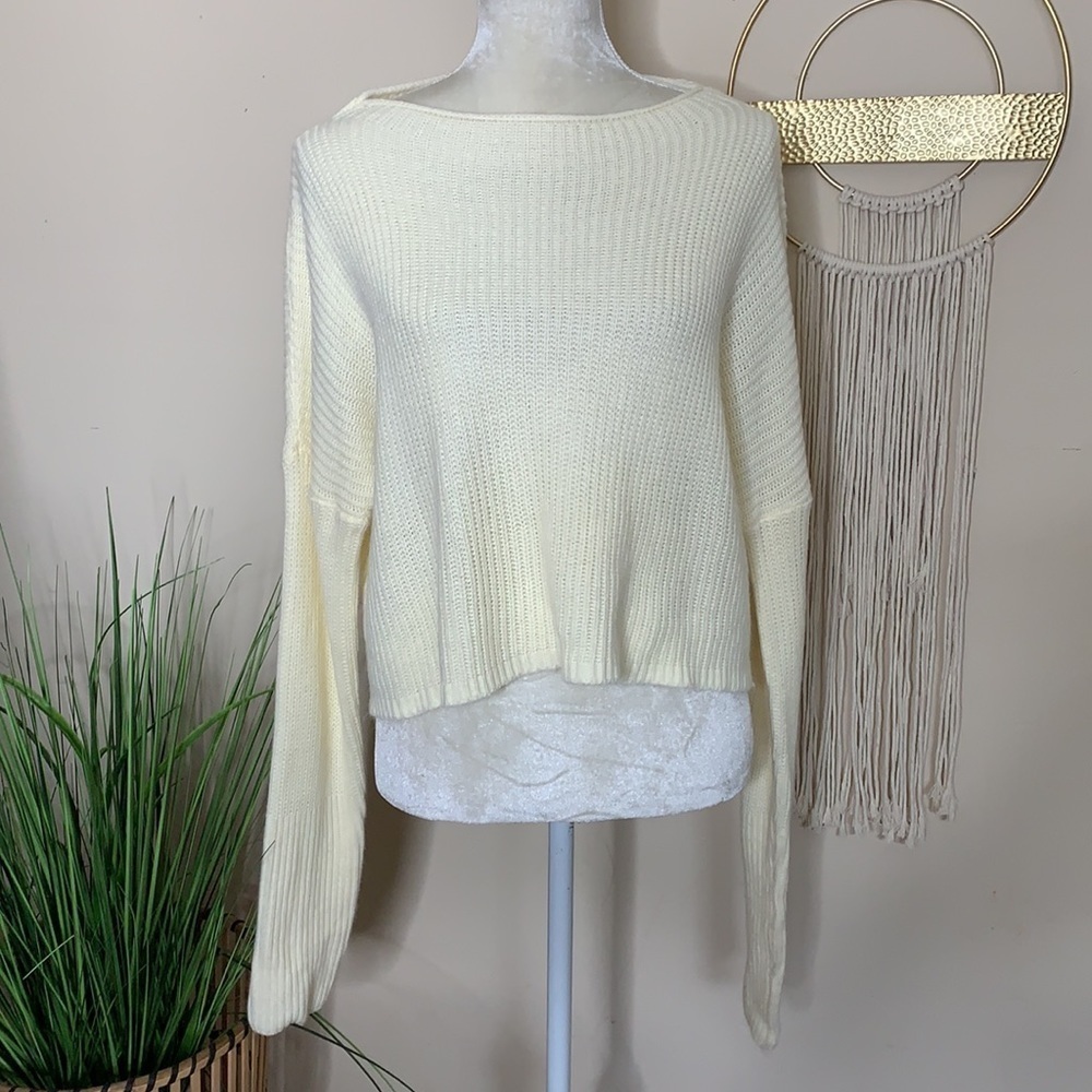 morrisday the label • ribbed cropped long sleeve sweater